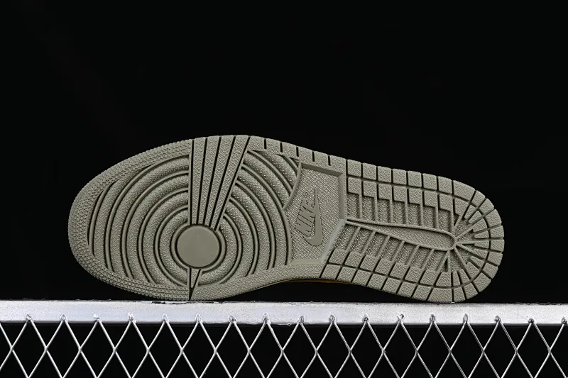 All Categories Air Jordan Jordan Series Basketball Shoes Air Jordan 1 Low Travis Scott x Air Jordan 1 Low OG AJ1 Joe 1 Overhook Low Basketball Shoes DM7866-982